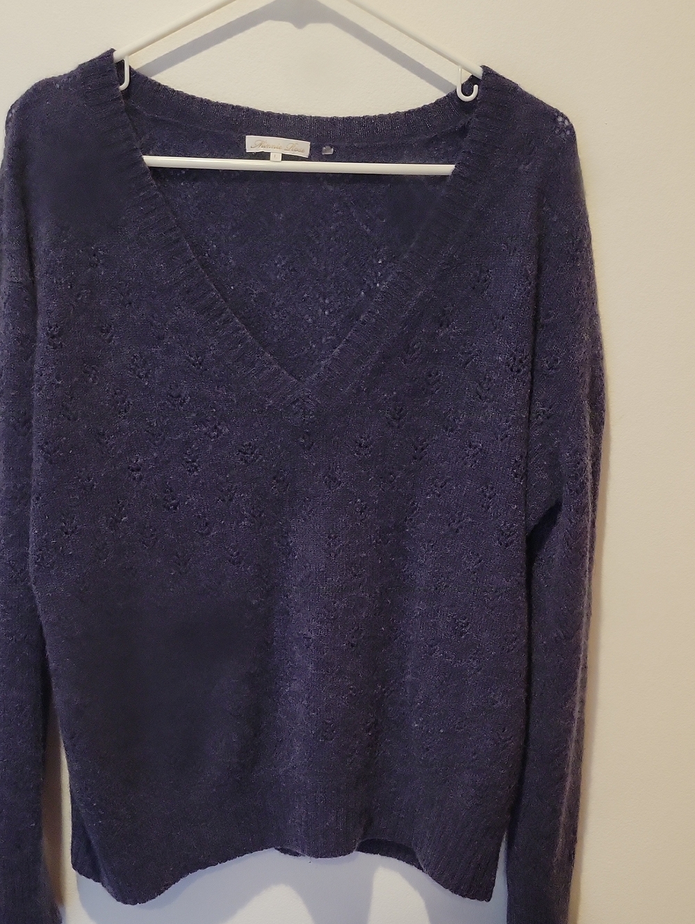 Cashmere Minnie Rose Navy Textured Knit Sweater